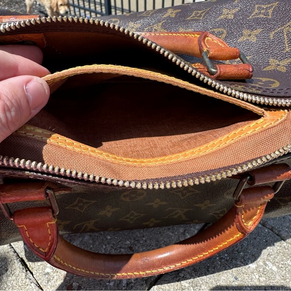 Louis Vuitton Monogram Speedy 30 Boston Handbag - Picture 11 of 12